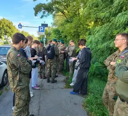 Uczniowie z Czeladzi posprzątali świat – 40 worków odpadów