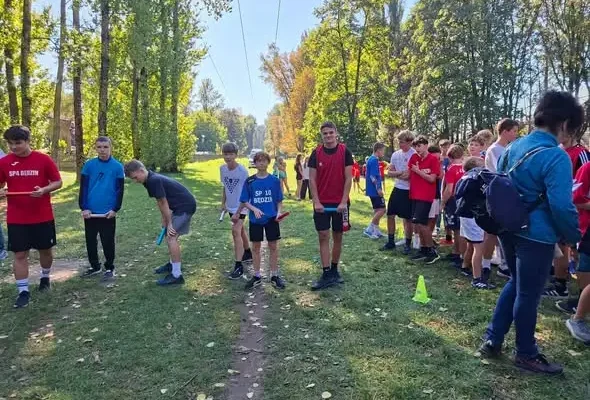 Mistrzostwa Będzina w biegach przełajowych: uczniowie z awansem do zawodów powiatowych