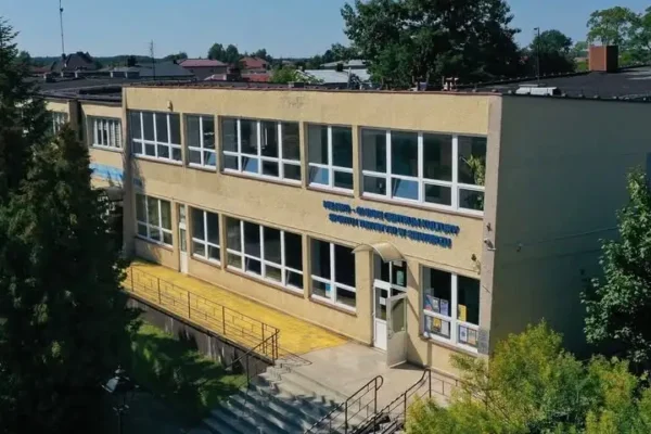 Jesienne i halloweenowe warsztaty plastyczne w MGCKSiT w Siewierzu