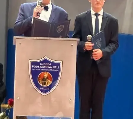Dzień Edukacji Narodowej w SP2 Będzin-Sławków: uroczysta akademia i nagrody dla nauczycieli