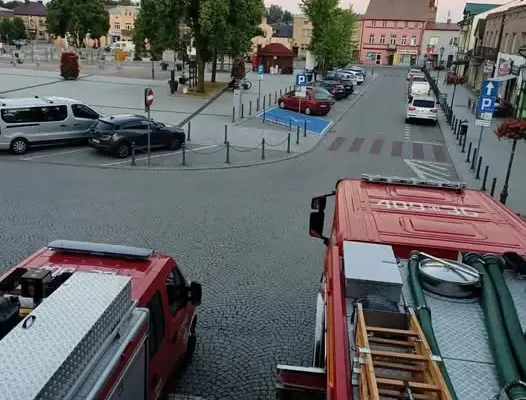 Siewierz: poranne zabezpieczenie Rynku przez strażaków