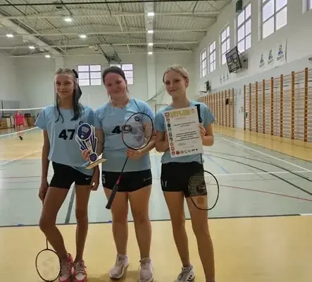 Badmintonistki z Czeladzi najlepsze w powiecie – awans do rejonu
