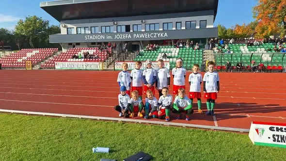 Liga Żaka F2: Młodzi piłkarze CKS Czeladź zakończyli sezon na własnym stadionie